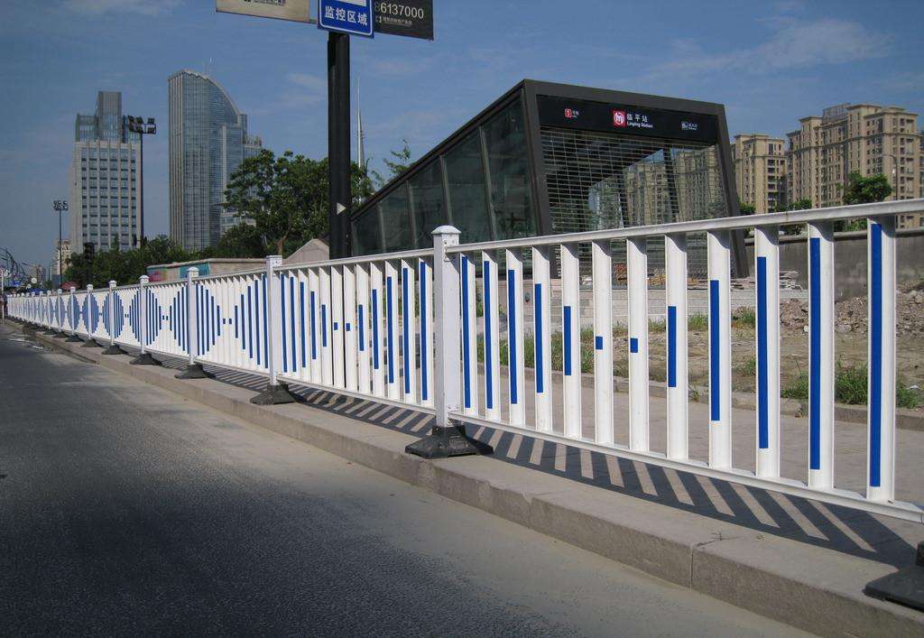 道路護欄